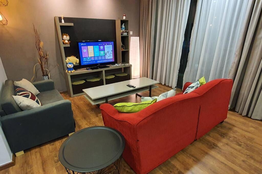 Lovely Jazz 1 3Bedrooms With 2 Card Lv9 Kuching Exterior foto